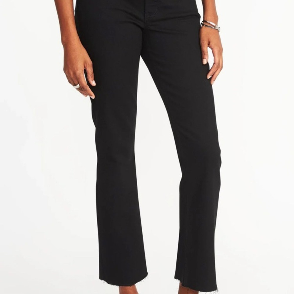 🍄  Mid-Rise Cropped Flare-Ankle Jeans - Picture 3 of 15